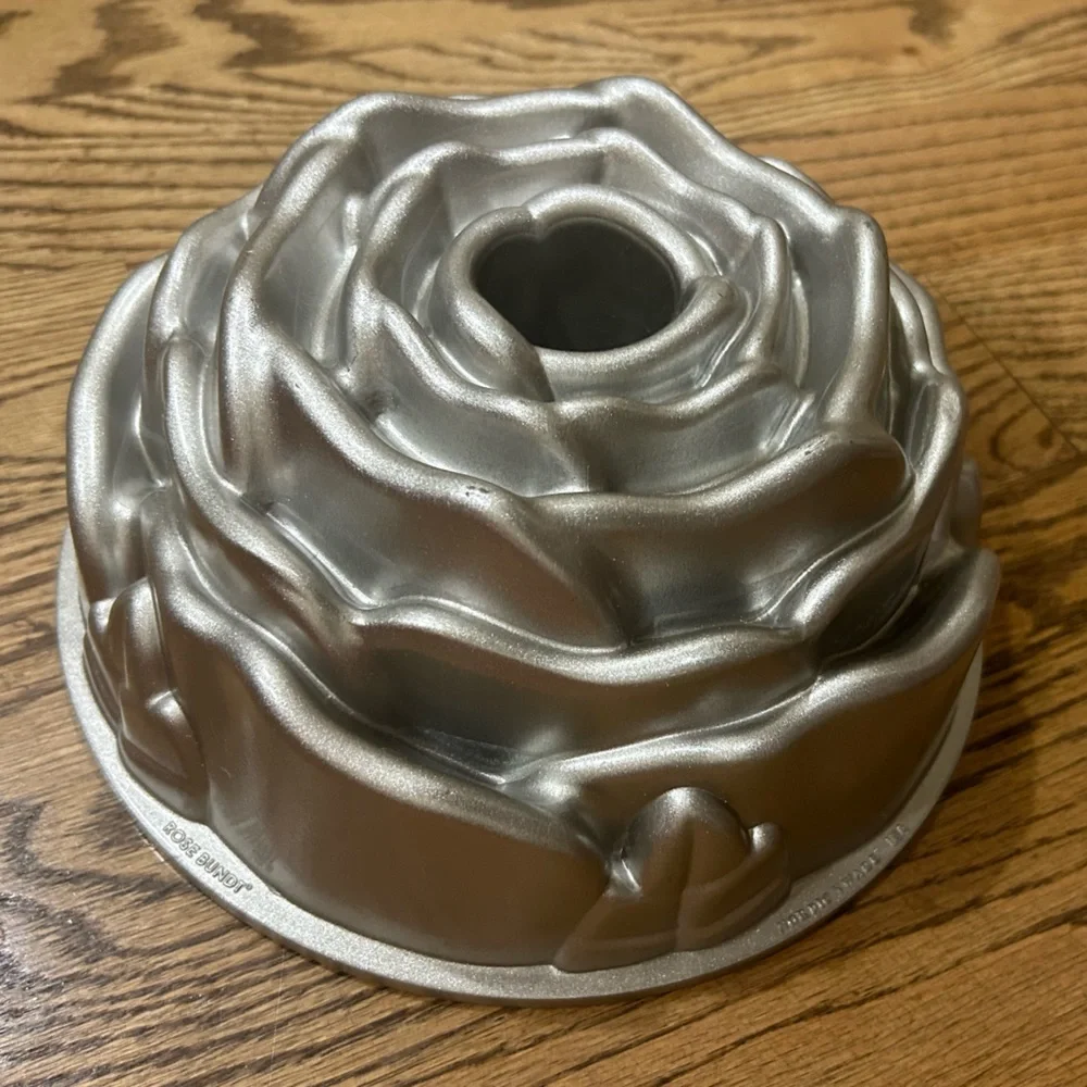 Nordic-ware Rose Flower Cake Pan.